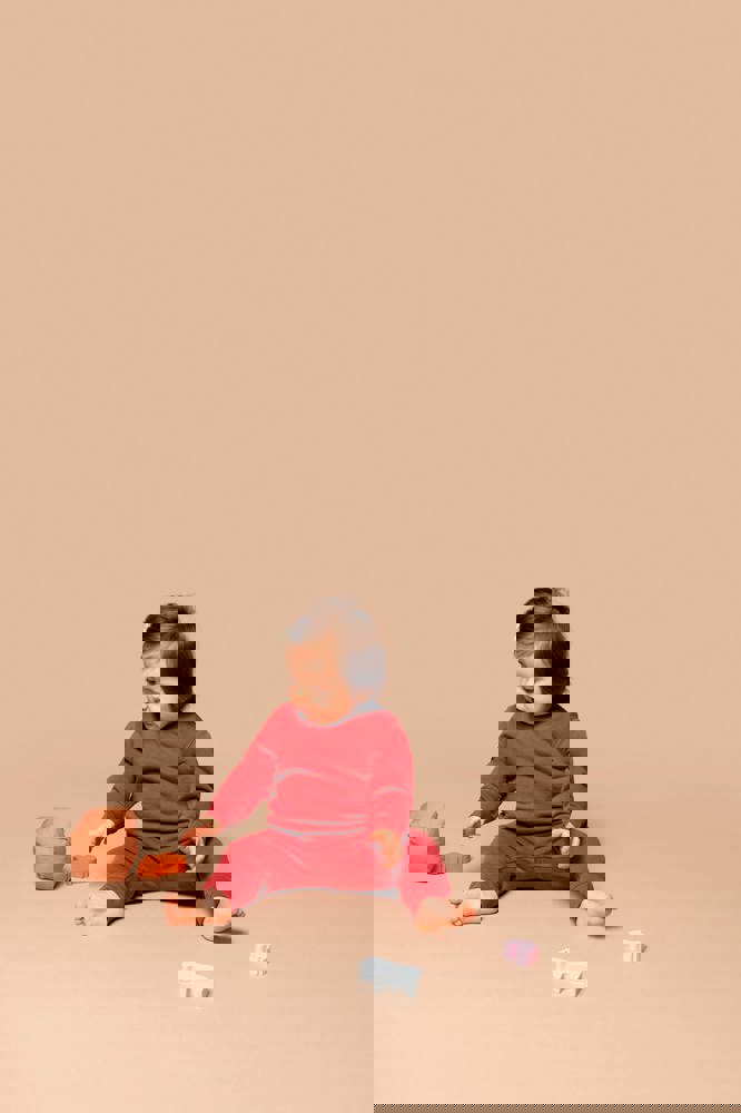 K835 - Ecologische baby sweater