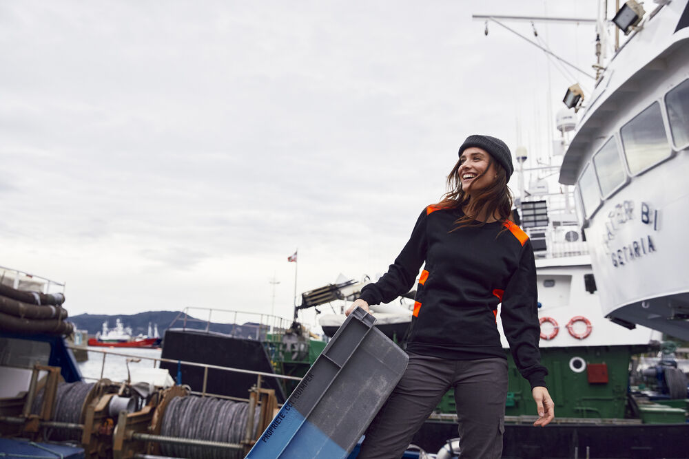 Clique - Ambition Roundneck Pistol M