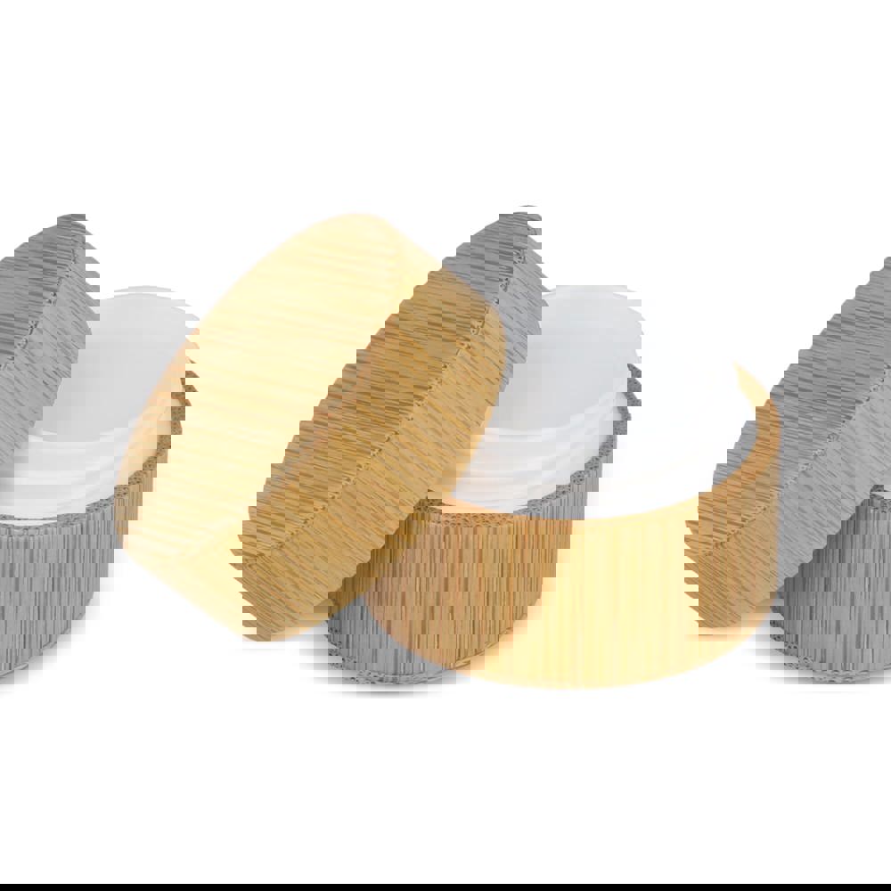 Lippenbalsem rond bamboe