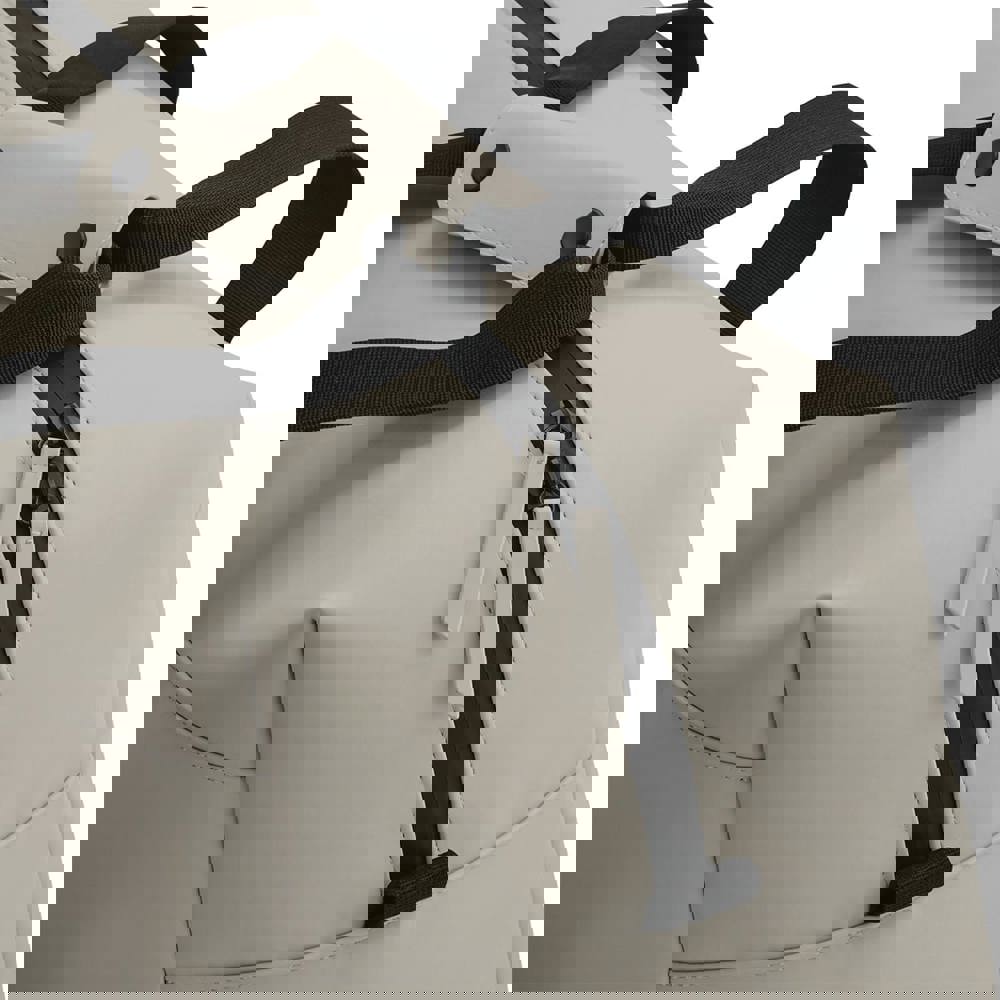 BG338 - Reistas in mat polyurethaan