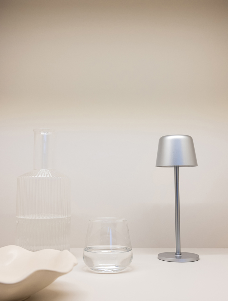 Zenic RCS gerecyclede plastic USB oplaadbare tafellamp