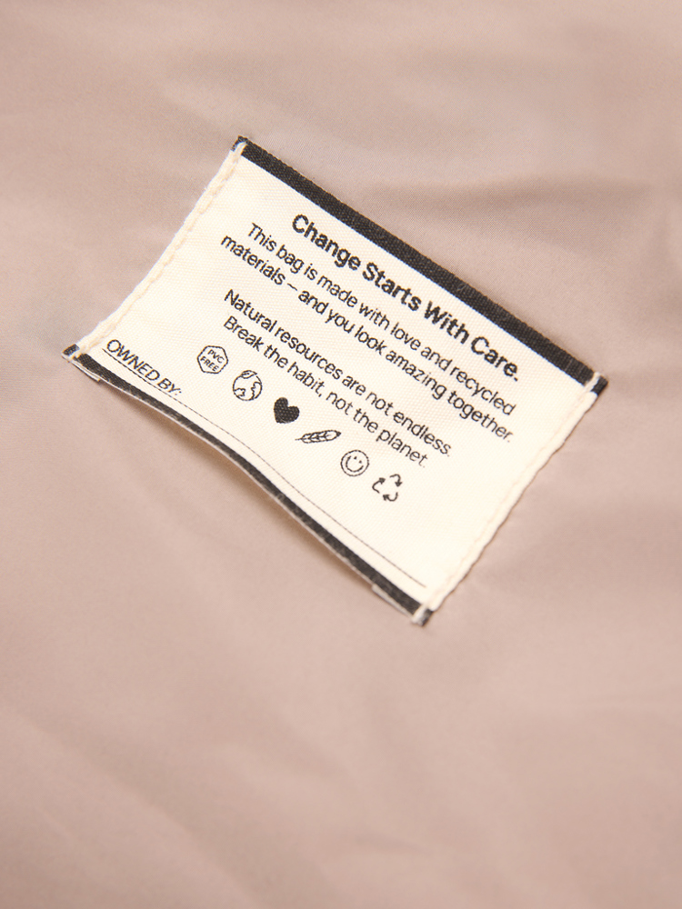 KENTO URBAN RCS recycled nylon 15.6 inch Messenger