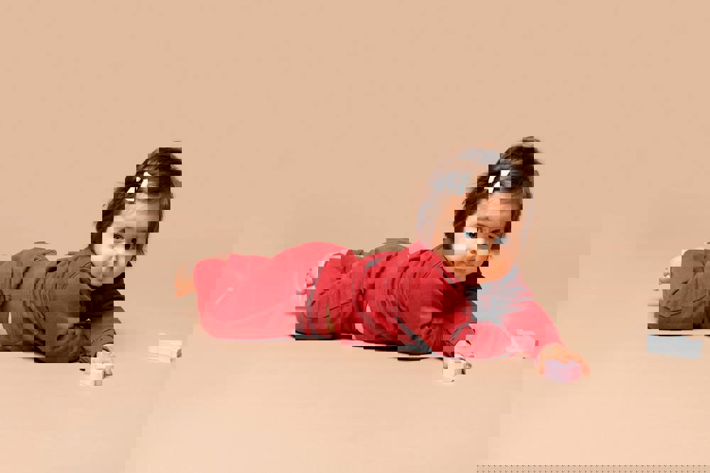 K835 - Ecologische baby sweater