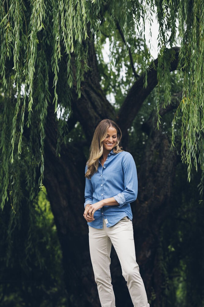 Cutter & Buck - Ellensburg Denim Shirt Dames Demin Grijs M