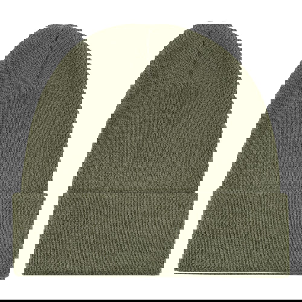 Gebreide muts met label