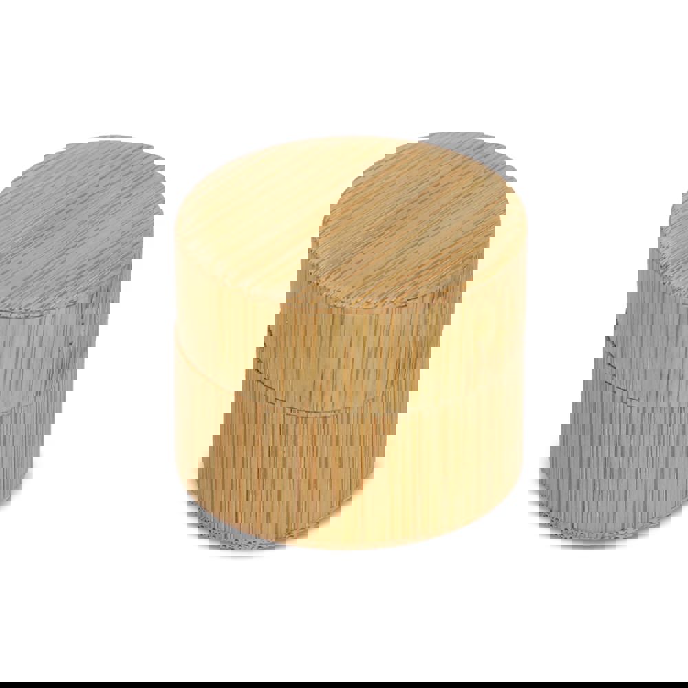 Lippenbalsem rond bamboe