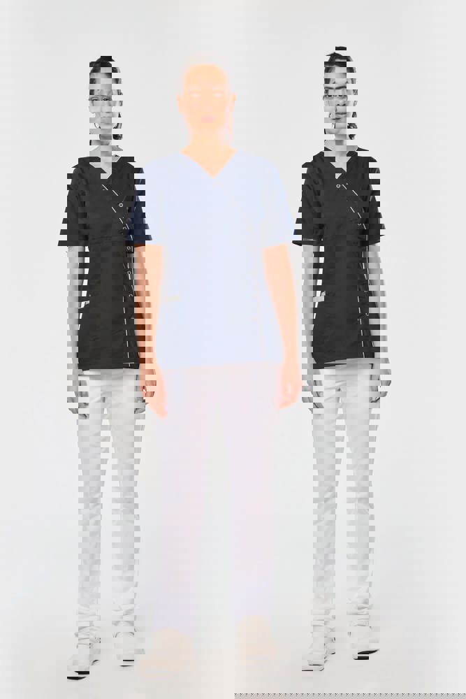 WK506C - Damesblouse in polykatoen met drukknopen